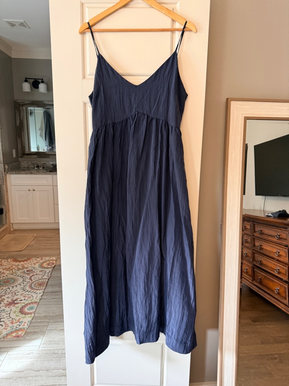 fun 2 fun Navy V-Neck Spaghetti Strap Midi Dress